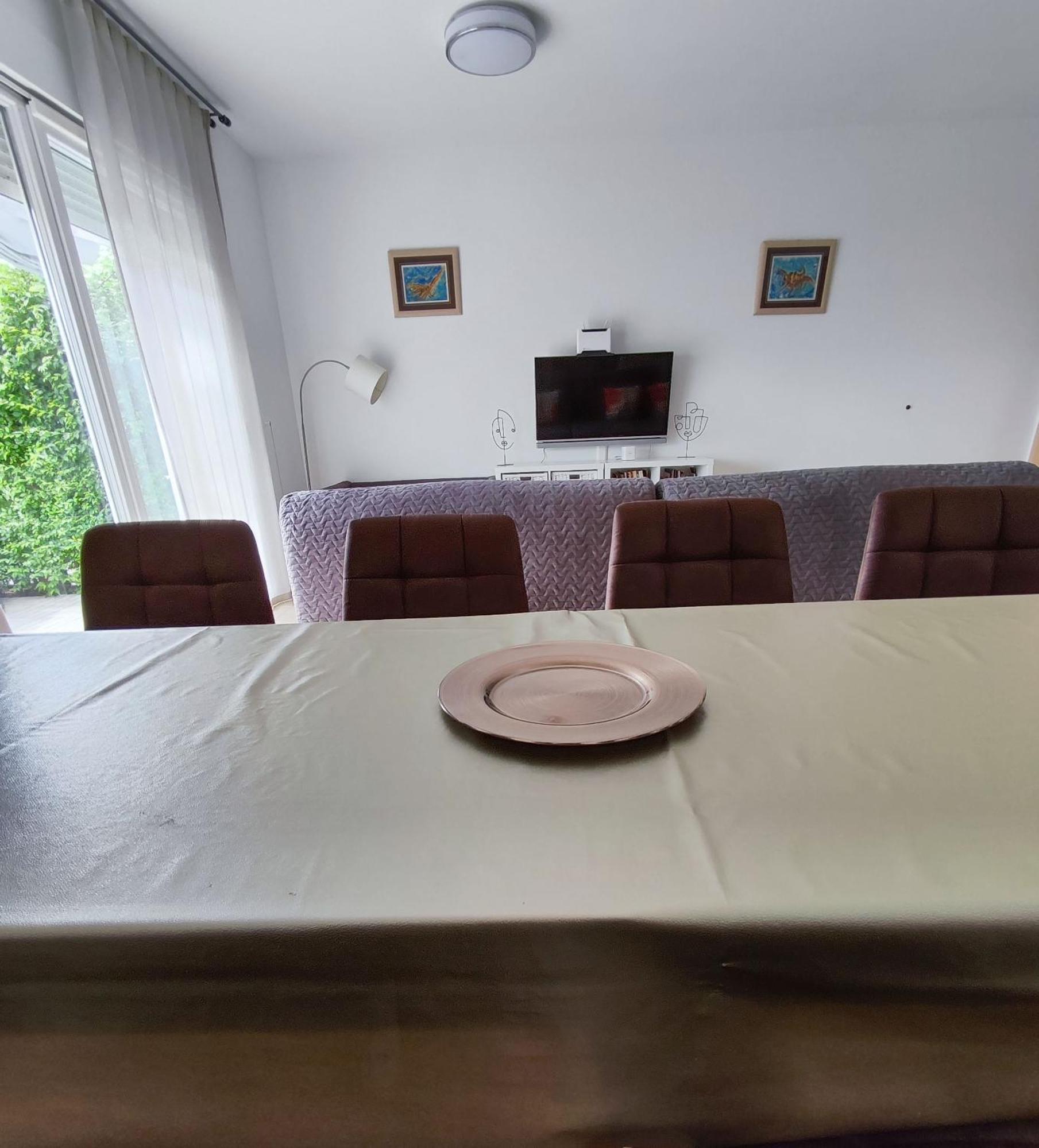 House Natali 70M From The Beach - Free Ev Top Up Ртина Екстер'єр фото